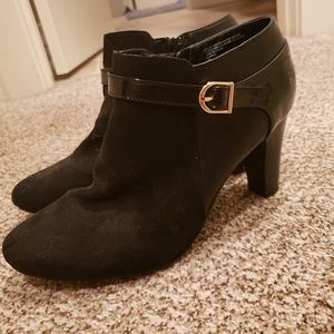 🌻sold🌻 Black booties